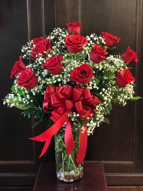 Traditional red roses